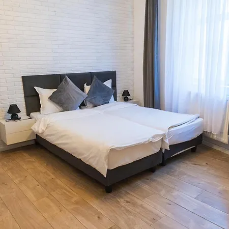 Moise House - Kosher Appartamento 3*