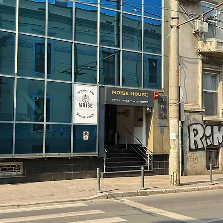 Lev Or Apartament 3*