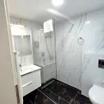 Lev Or Bucureşti