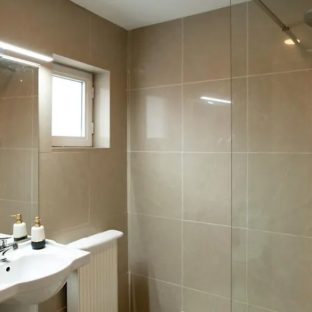 Moise House - Kosher Bucharest
