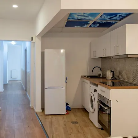 Apartment Moise House - Kosher Bucharest