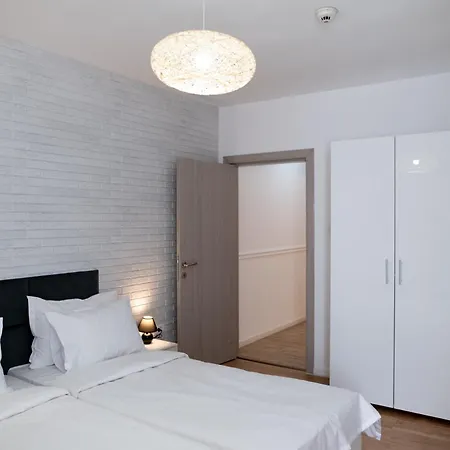 Lev Or Apartment Bucharest