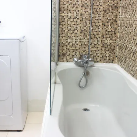 Moise House - Kosher Apartment 3*