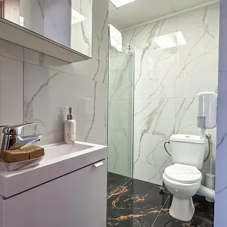 Lev Or Apartment