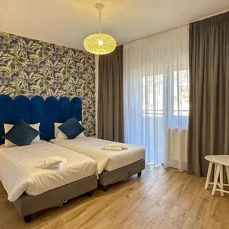 Lev Or Apartment 3*