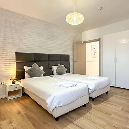 Lev Or Apartment 3*