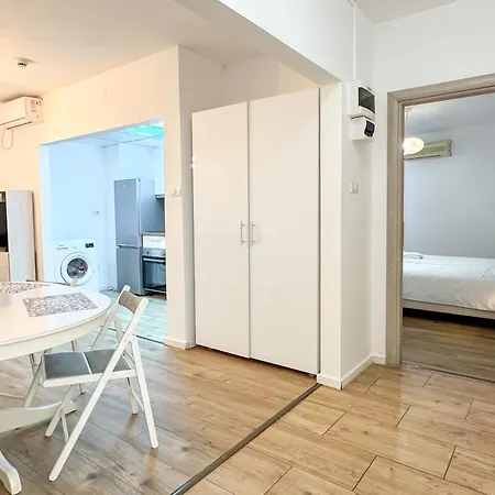 Lev Or 3* Bucharest