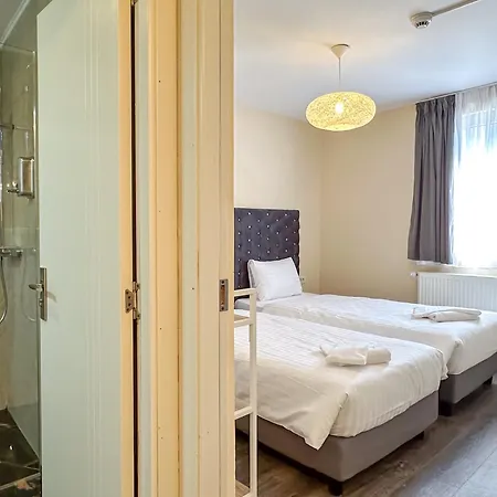 Apartment Lev Or Bucharest