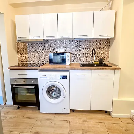 Apartment Lev Or Bucharest
