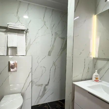 Apartment Lev Or 3*